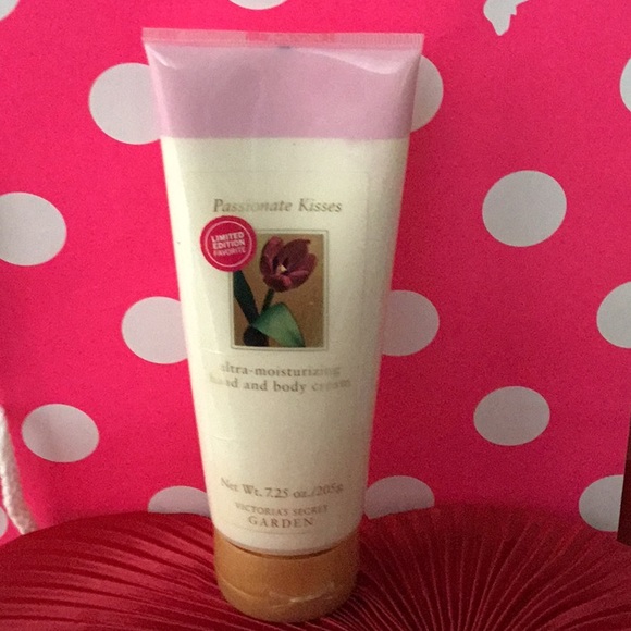 Victoria's Secret Other - HTF victoria’s secret passionate kisses limited